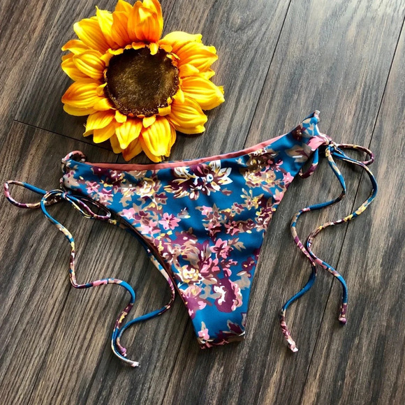 🦋B2G1🦋TAVIK BEBE Floral Terrace Bikini Bottoms NWT - Picture 4 of 9